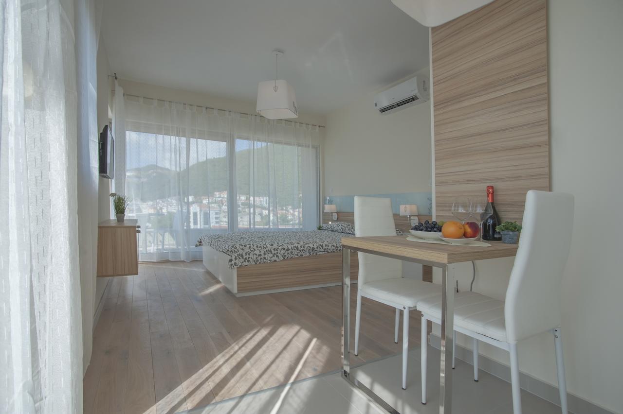 JK Suites Budva Eksteriør billede